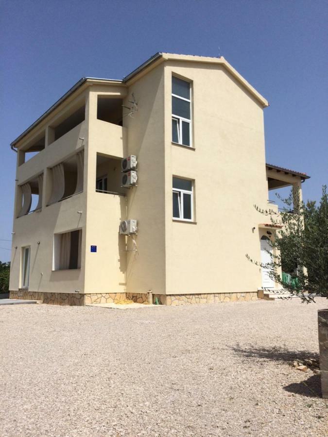 Apartments Mia Mara Бродариця Екстер'єр фото