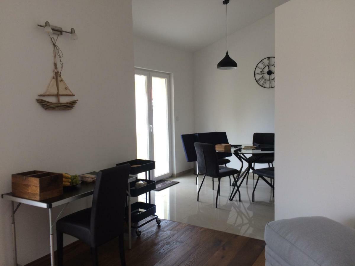 Apartments Mia Mara Бродариця Екстер'єр фото